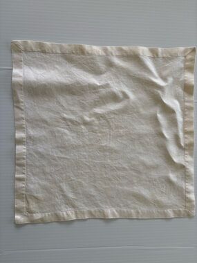 Vintage Neutral Linen Napkin - Cream